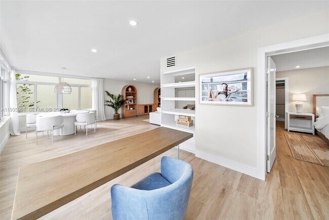 Building Photo - 10001 E Bay Harbor Dr