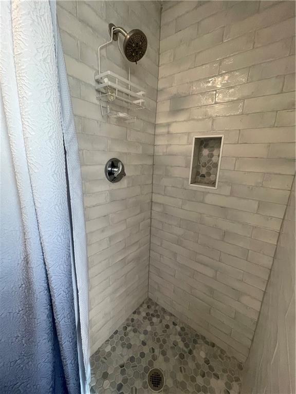 Building Photo - 29 Swan Ct