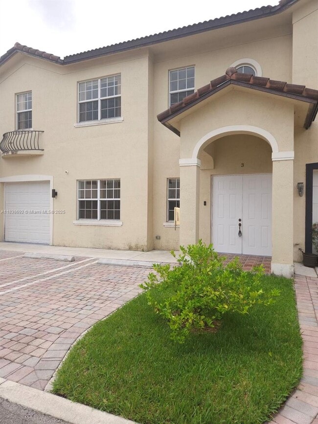 Building Photo - 7001 SW 89th Ct