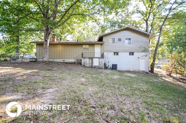 Building Photo - 1128 Lay Dr