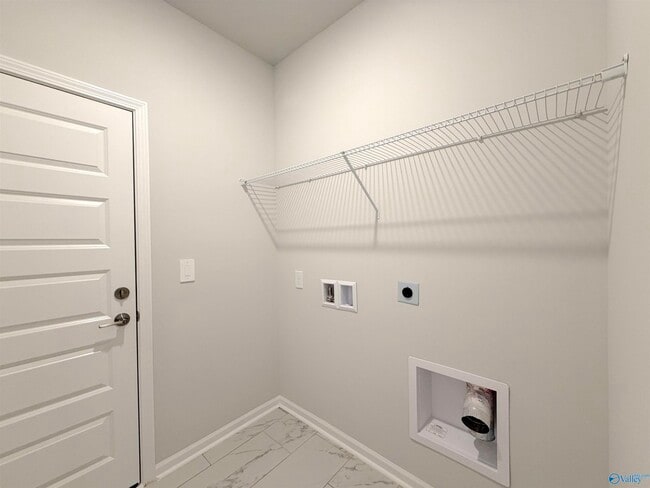 Building Photo - 203 Stockyard Cir