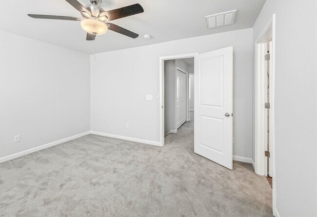 Building Photo - 1241 Havenbrook Dr
