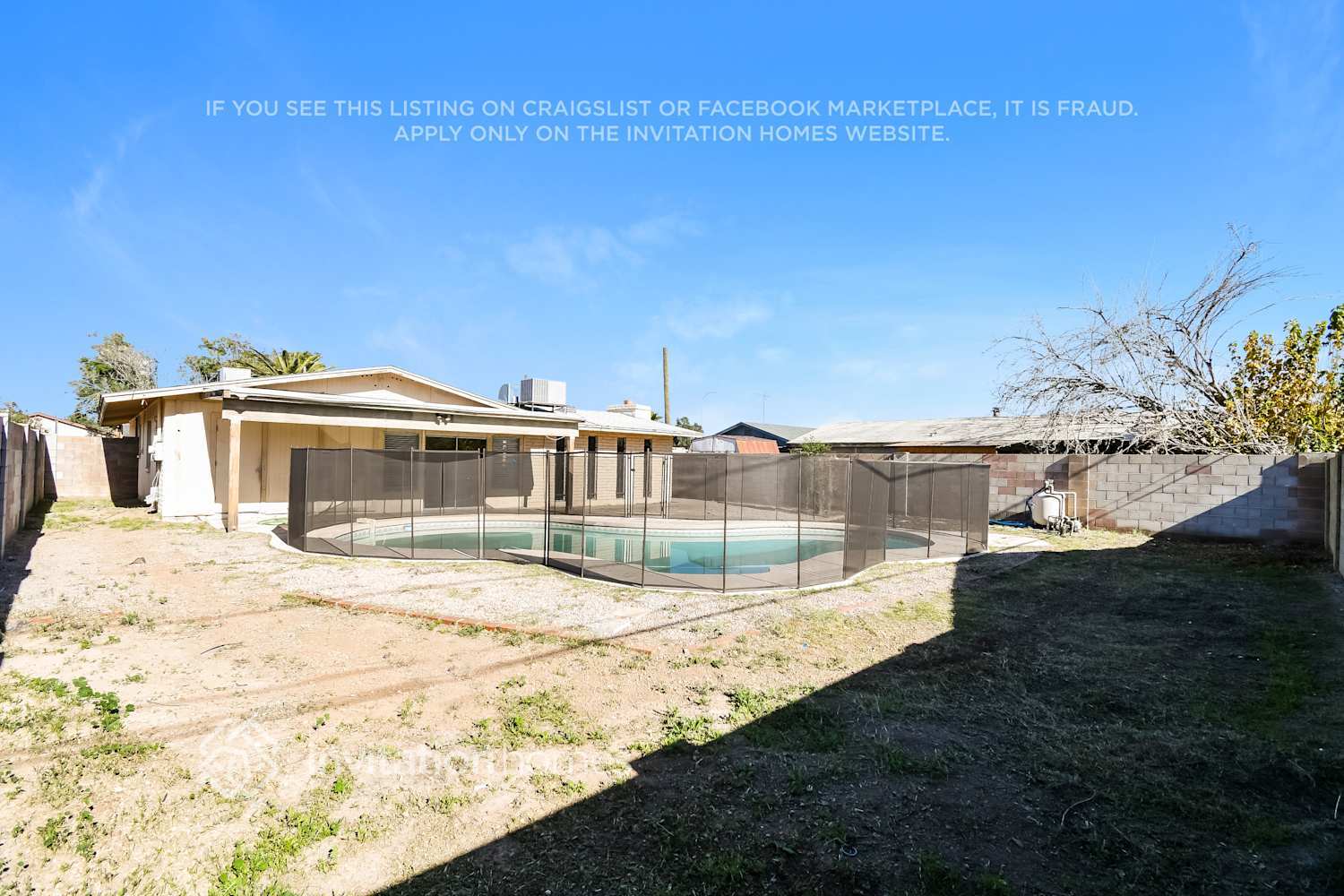 Building Photo - 429 E 10th Dr