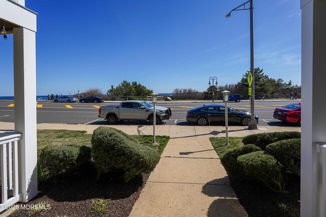 Building Photo - 5 Ocean Ave N