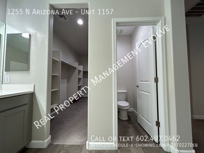 Building Photo - 1255 N Arizona Ave