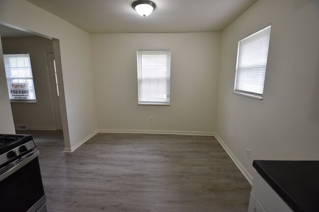 Building Photo - 1012-12 Lamplite Ct