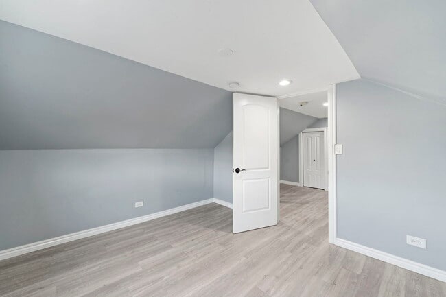 Building Photo - 4630 W Montana St