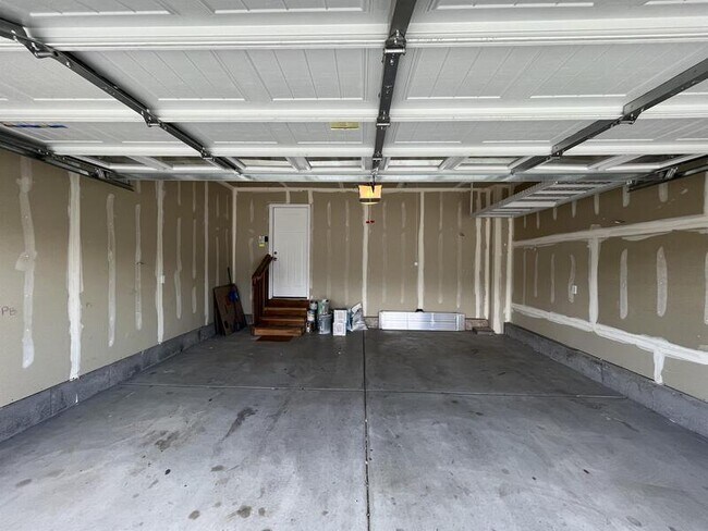 Building Photo - 621 Koins Way