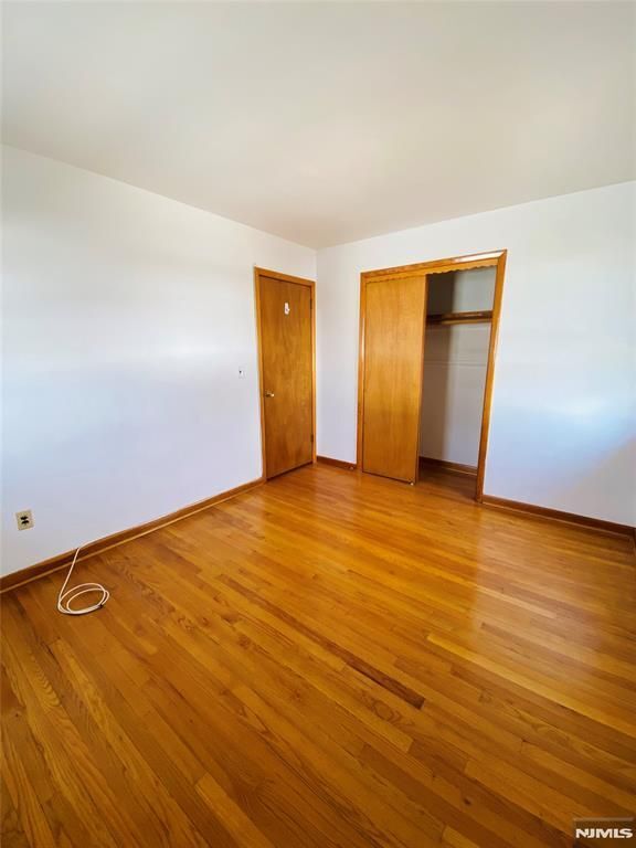 Building Photo - 331 Capitol St