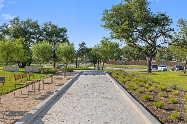 Building Photo - 122 Revere Dr