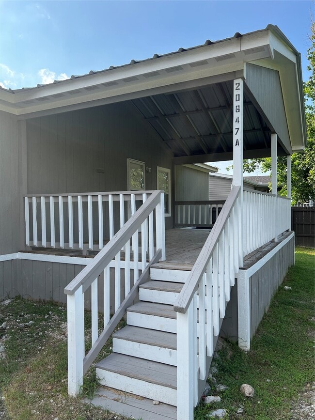 Building Photo - 20647 Shady Ln