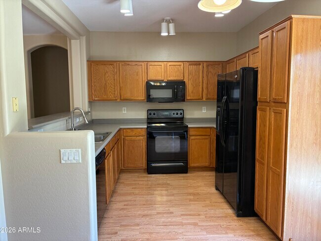 Building Photo - 15340 W Acapulco Ln