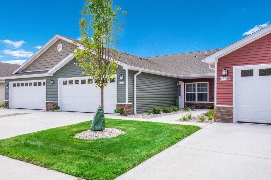 Building Photo - Redwood Grand Rapids