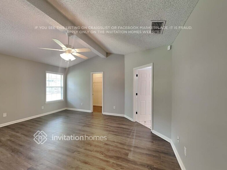 Building Photo - 12015 Stacy Scott Ct