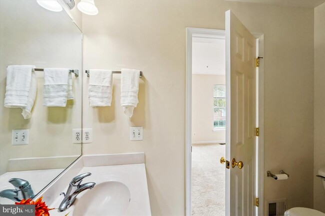 Building Photo - 333 Prettyman Dr