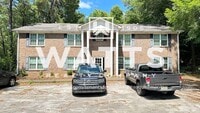Building Photo - 2 Bed / 2 Bath Apartment For Rent
