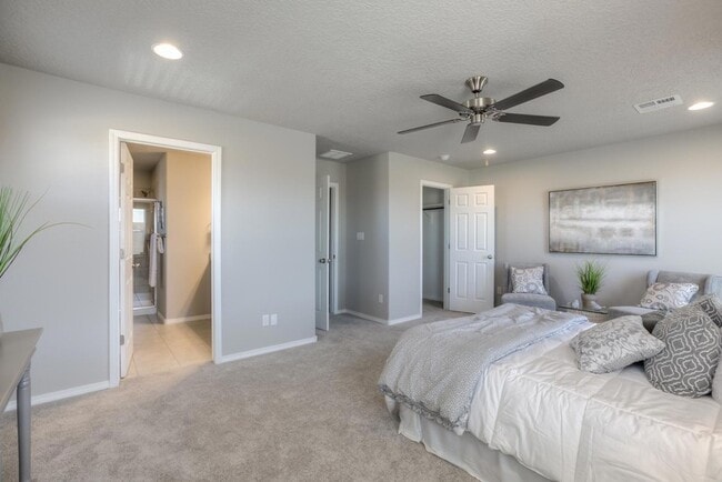 Building Photo - 388 Pecos Loop SE