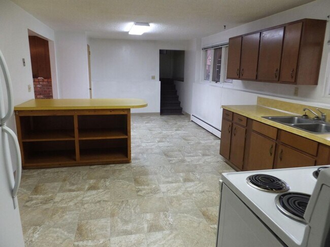 Building Photo - 2236 1/2 36 ST Missoula