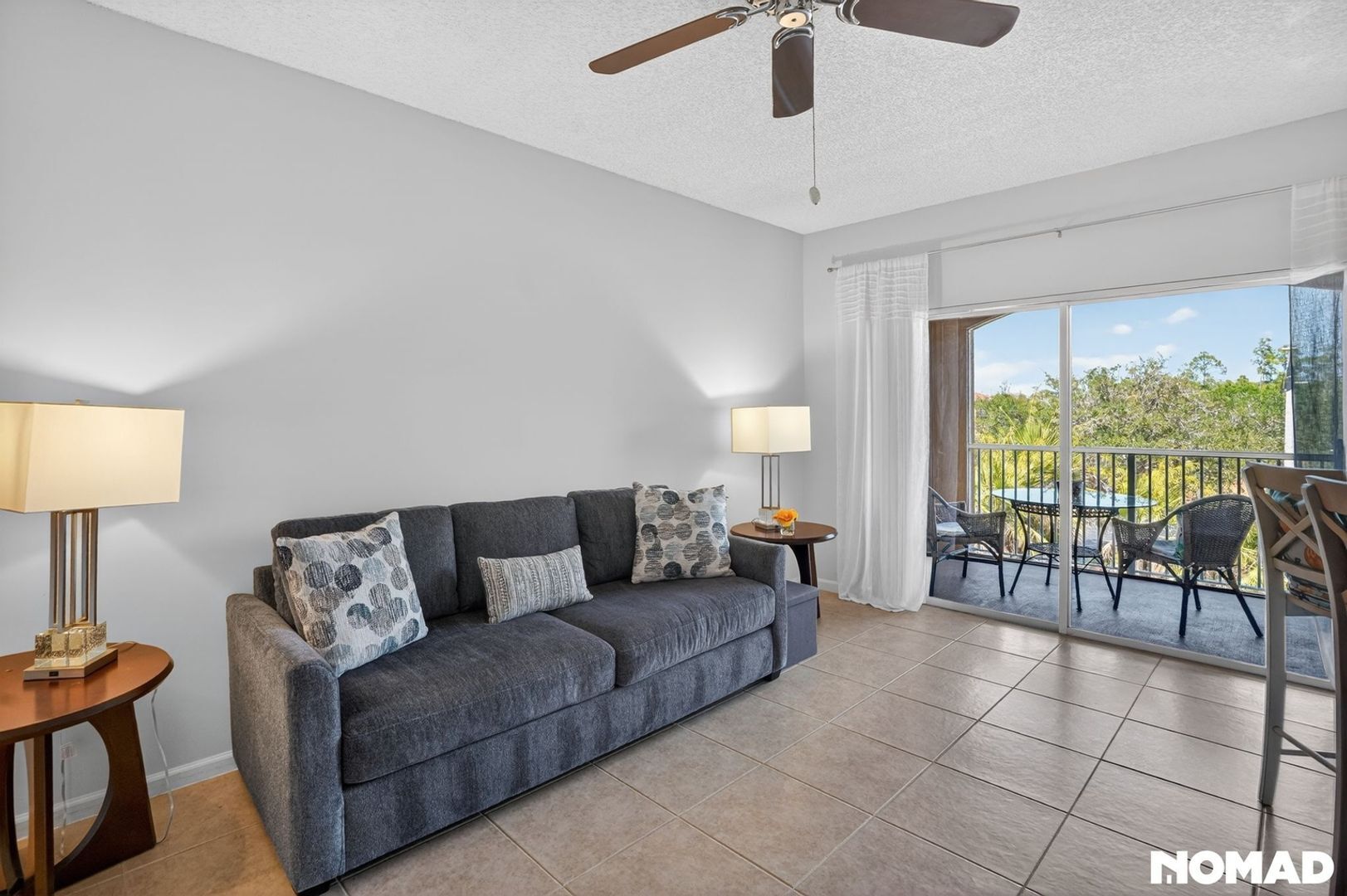 Building Photo - 1885 Florida Club Dr