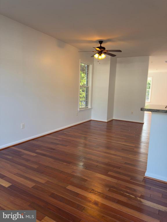 Building Photo - 12429 Gladys Retreat Cir