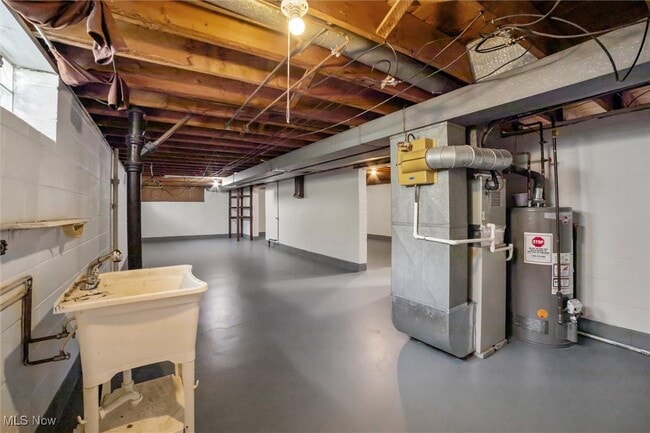 Building Photo - 5440 E 141st St