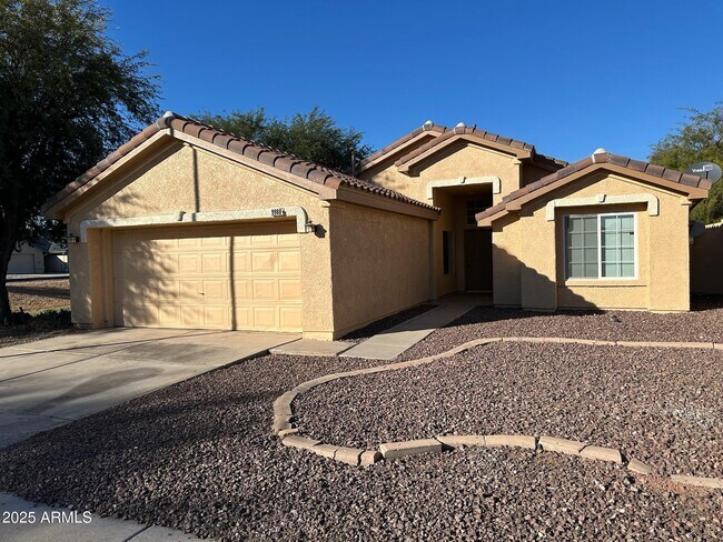 Building Photo - 9988 W Devonshire Ave