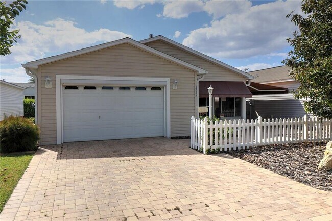 Building Photo - 1736 Watts Mill Way