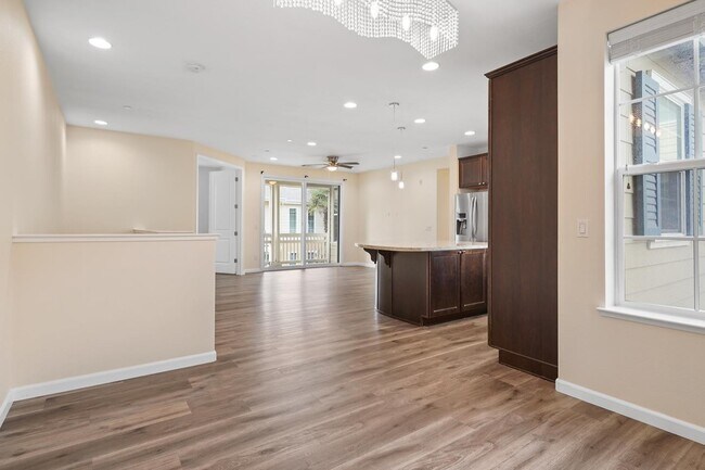 Building Photo - 643 Turnbuckle Dr