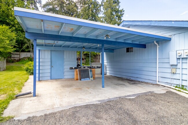 Building Photo - 3506 114th Ave E