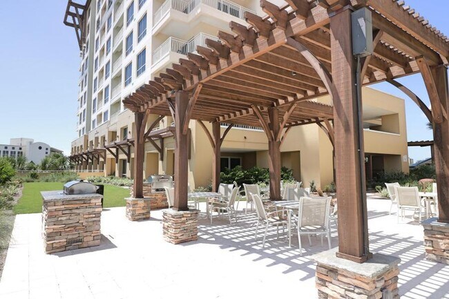 Building Photo - 5000 S Sandestin Blvd