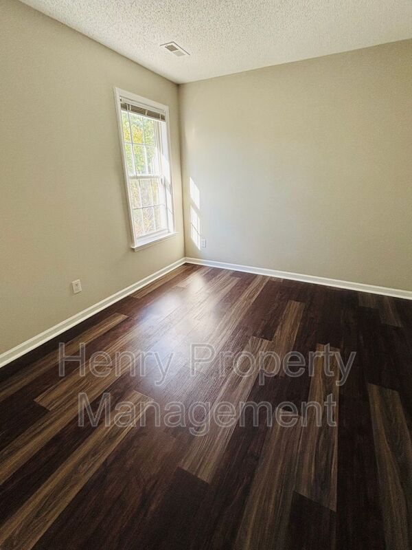 Building Photo - 5716 Brookshadow Dr