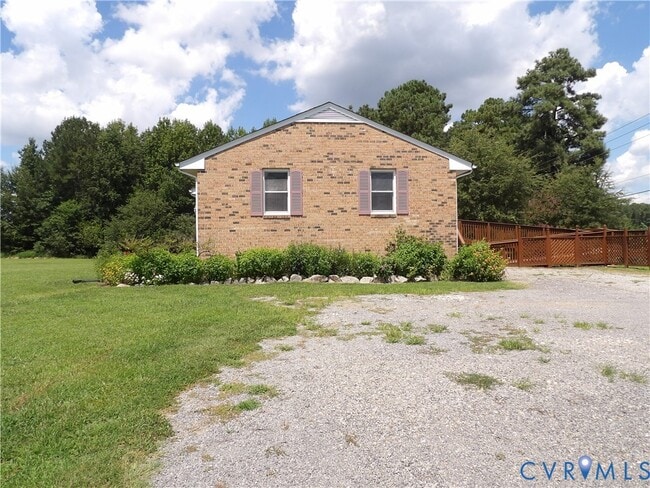 Building Photo - 3813 Johnson Rd