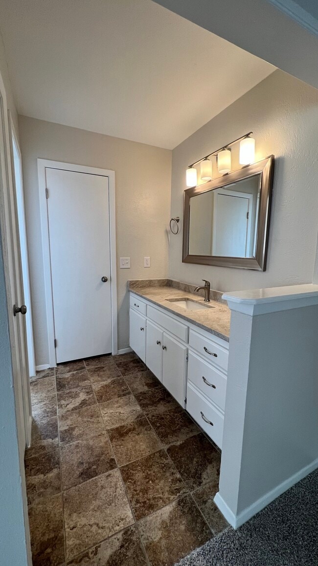 Building Photo - 6512 Garwood Rd