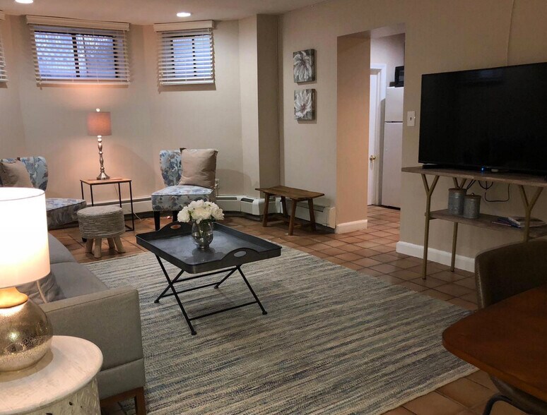 Building Photo - 423 Shawmut Ave