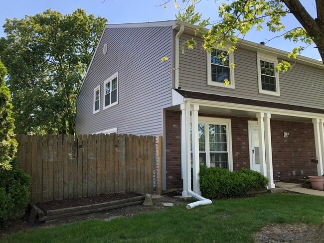 Building Photo - 140 Central Ave