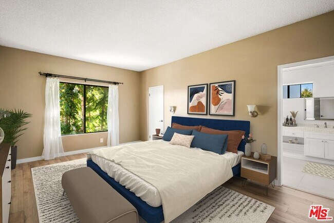 Building Photo - 1944 Glendon Ave