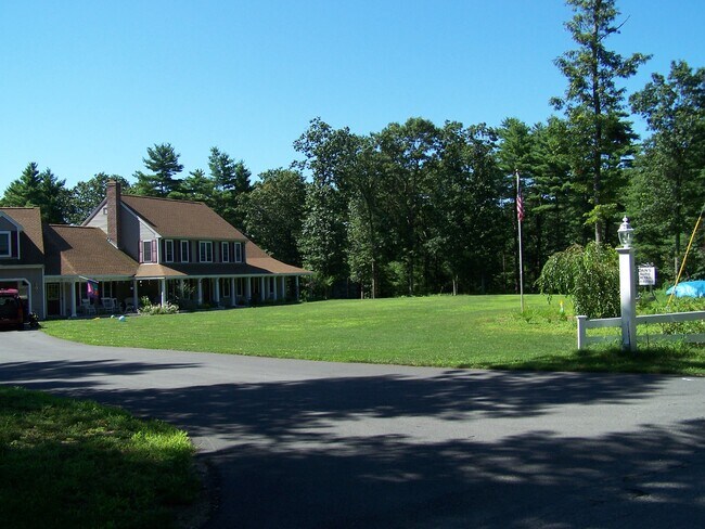 Building Photo - 20 Box Pond Rd