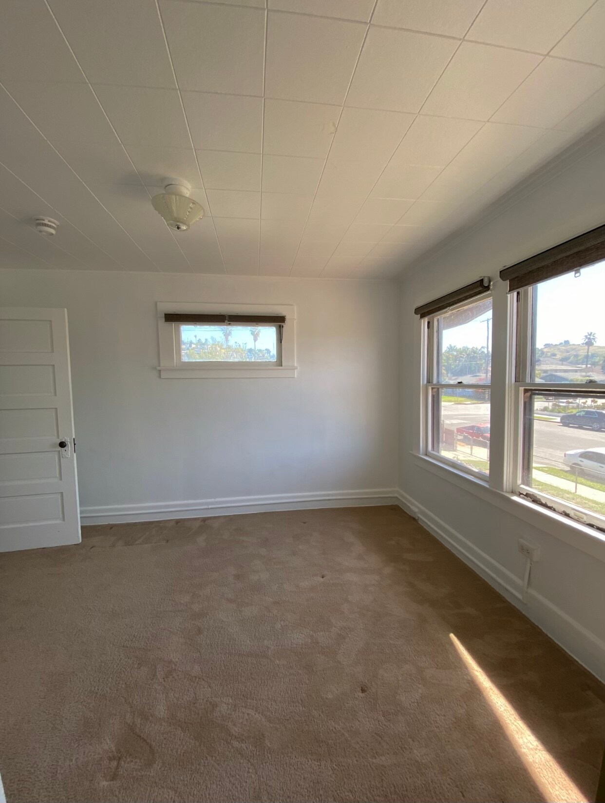Building Photo - 2633 Jeffries Ave