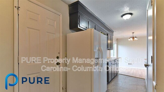 Building Photo - 1829 Memorial Dr
