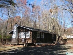 Building Photo - 85 Hunter Ln