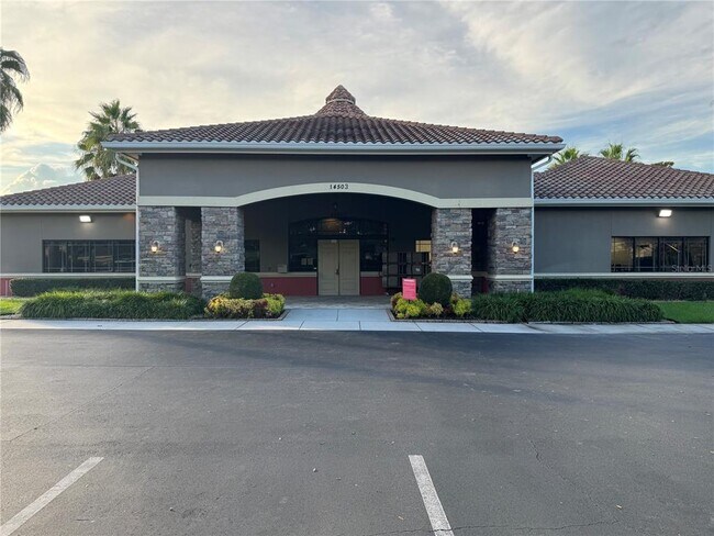 Building Photo - 2853 Adelaide Ct