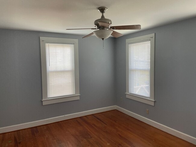 Building Photo - Charming Park Circle Ranch