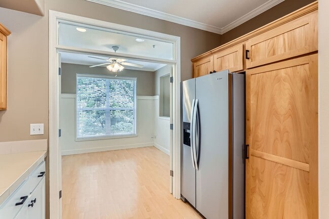 Building Photo - Elegant Forest Heights 3 bedroom, 3 bath Brownstone Home!