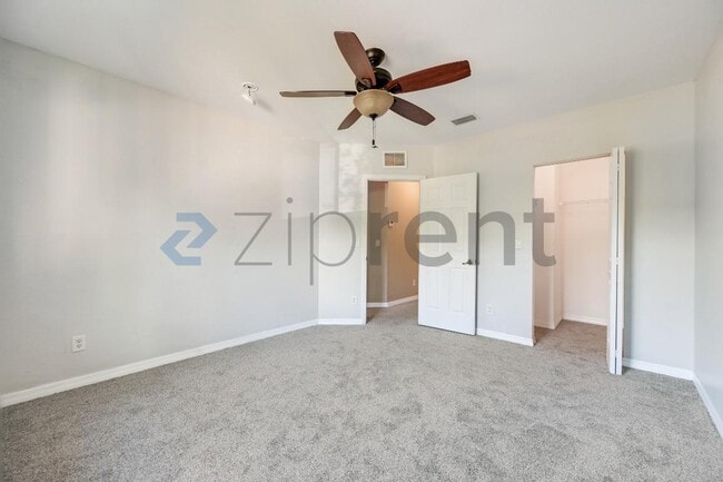 Building Photo - 3158 Antica St