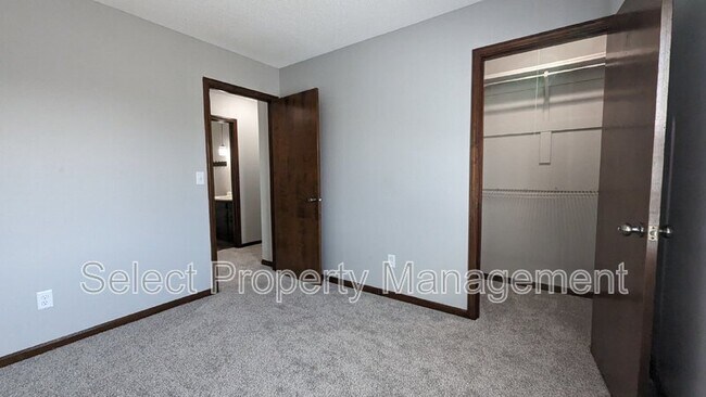 Building Photo - 4314 Whaler's Cove