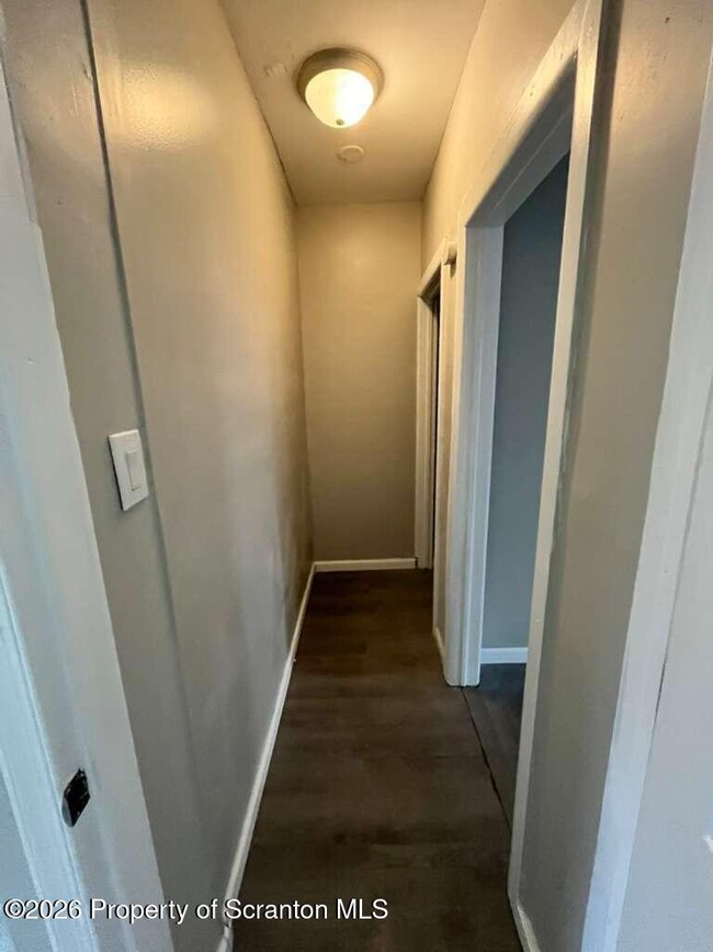 Building Photo - 15 Amity Ct