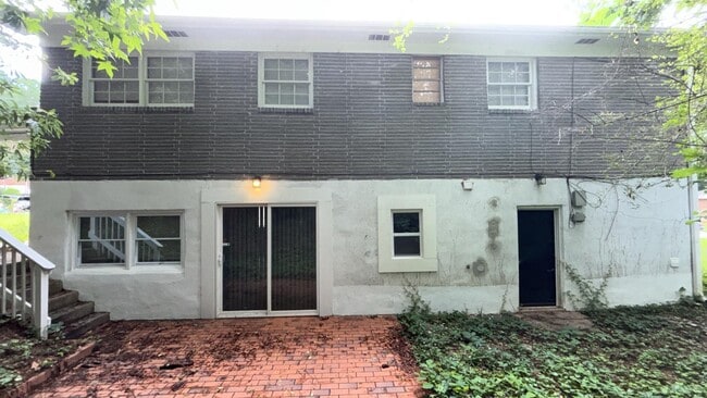 Building Photo - 3796 Leesburg Ct SW