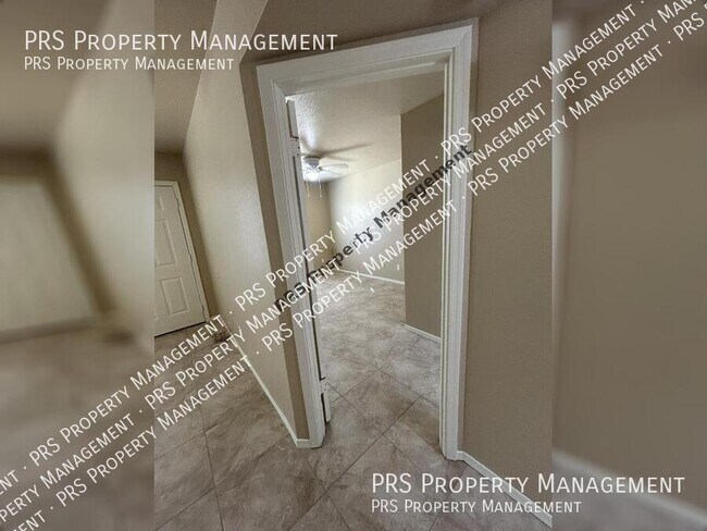 Building Photo - 551 S Lesueur