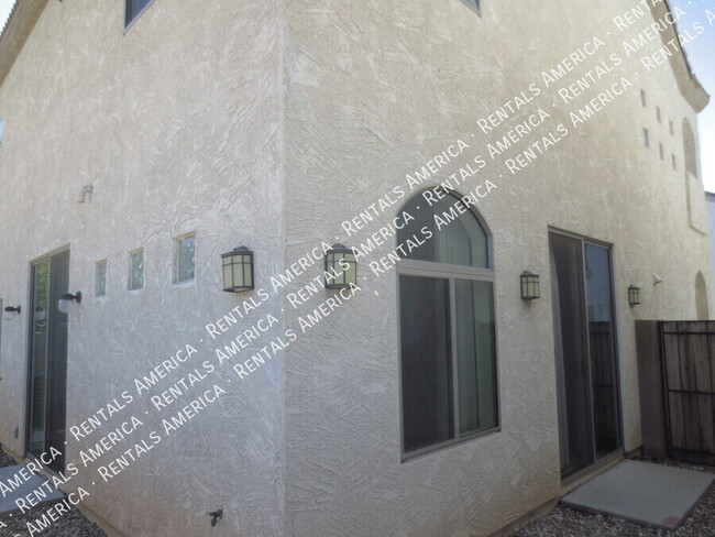Building Photo - 1160 W Argon St