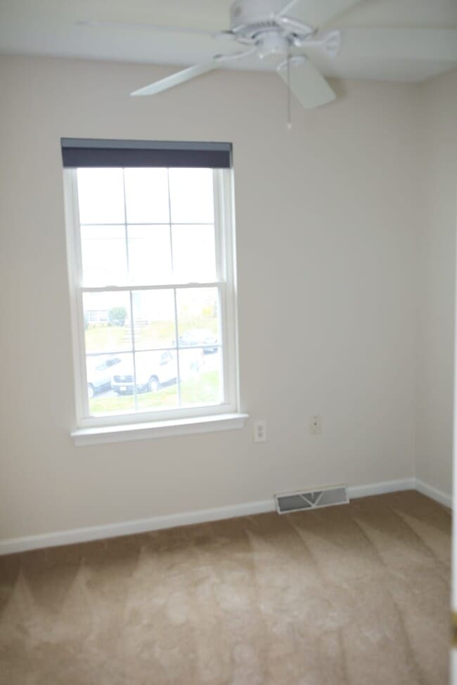 Building Photo - 1119 Pennywort Cir
